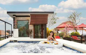 Winy Estate - Luxury Villa with Rooftop Jacuzzi - Image 2