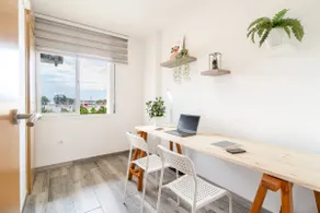 Penthouse - Sea Views & 5min to Beach - Fast WiFi - AC - Image 5
