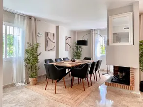 UNIQUE TOWNHOUSE IN FRONT OF PUERTO BANUS - Image 3