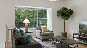 Bright | Central | Reston | Lux - Image 2