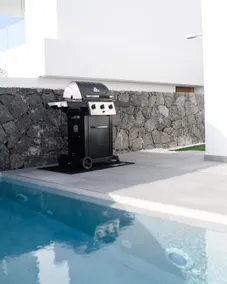 Villa Moada - private heated pool with sea views - Image 2