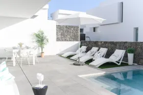 Villa Moada - private heated pool with sea views - Image 4