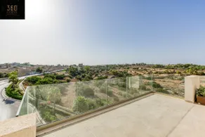 Luxury beautiful penthouse with amazing views & AC by 360 Estates - Image 4