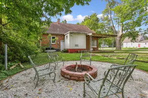 Spacious Cottage in Champaign - Image 5