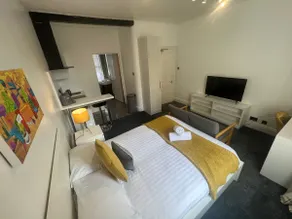 Deluxe Double Studio - Image 3