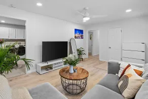 Cozy South Nashville Home 6'->BNA, 10'->Broadway - Image 4