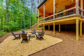Cabin | hot tub, 2 king bed suites, 2 fireplaces - Image 4