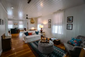 Blue Crab Lodge - Image 2