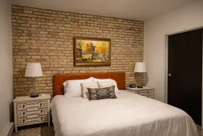 Luxury Downtown Condo—The Stella at Wrigley Condos - Image 5