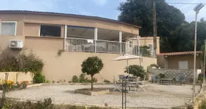 Independent lower villa - Image 4