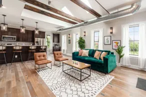 Stylish Loft with King Bed - Two Parking Spots - Image 2