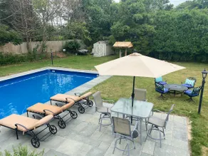 Southampton Oasis w/ Heated Pool – 5 Min to Beach - Image 5