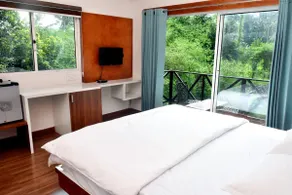 Ranger's Chalet - An Air-conditioned Cabin - Image 4