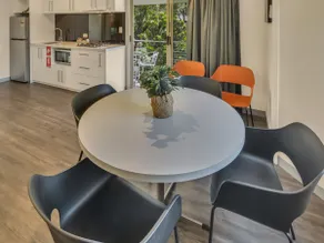 2 Bedroom Banksia Cabin - Image 2