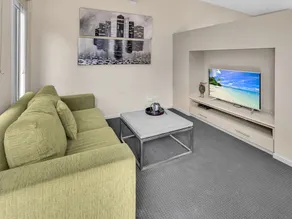 Studio Villa - Image 5