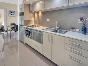 Studio Villa - Image 2