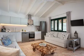 K Waterfront Residence In Mani - Image 4