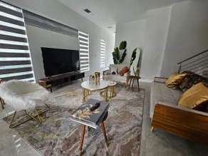 Villa at The Grove - Image 3