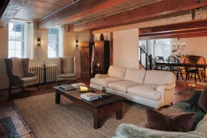 Historic Hudson Valley Stone House - Image 3