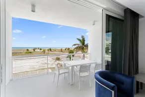 Tropical Condo Resort Living on the Beach - Image 2