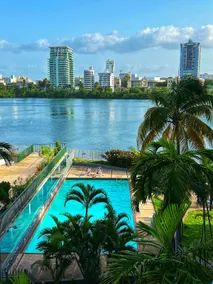 Prime Location! Clean Condo w Pool, Beach, Parking - Image 3