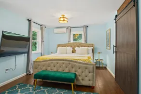4BR House Near Casinos & Beach With In Law Suite - Image 3