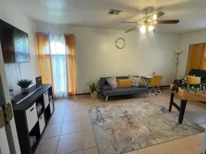 Lawton/Ft. Sill home near airport - Image 3