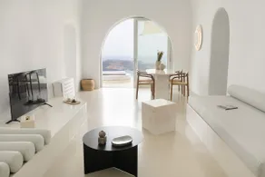 Villa Dio, luxury 3 bedroom villa heated pool - Image 3