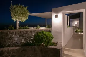 Villa Dio, luxury 3 bedroom villa heated pool - Image 5