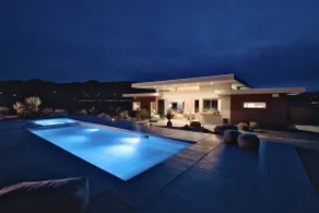 Arkitektonisk villa med pool på privat ejendom i Joshua Tree - Image 2