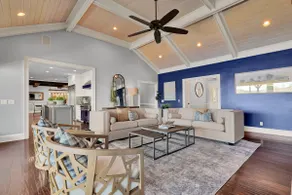 Lakefront Oasis - Image 5