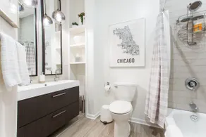 Bright, Modern Apartment in a Vintage Greystone - Image 4