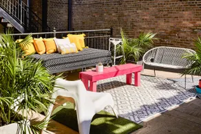 ALOHA Tropical Penthouse in Wicker Park Sleeps 14 - Image 5