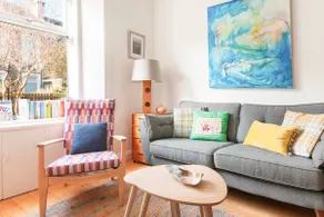 Cozy with Character Vibrant Cottage Style Flat at Leith Links Park - Image 2