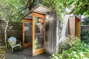 Magical Modern Cottage with Garden - Image 4