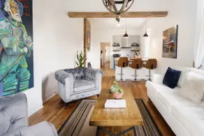 Modern Victorian House With Relaxing Courtyard - Near FQ - Image 3
