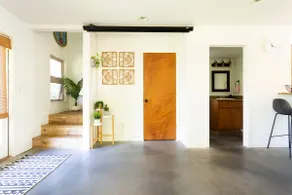 Earthy Beach House - Image 2