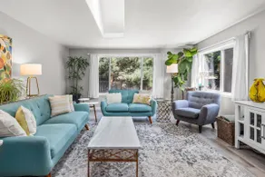 Have a Patio Barbecue at a Pet-Friendly House in Midtown - Image 2