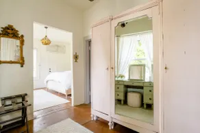 Unwind at a Luxury Cottage in Jacksonville's Historic Core - Image 4