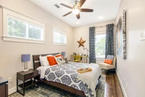 Alexander Guesthouse in the Historic Houston Heights - Image 5
