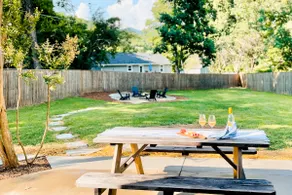 Black Mountain Retreat, Hot Tub & Fire Pit - Image 3