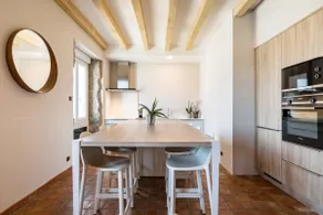 Sea view for this renovated marina duplex. - Image 3