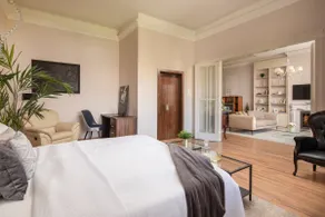 v1bvdapest Iconic Views•100m² Pure Budapest Charm - Image 5