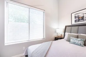 Bourbon-Style Bungalow Centrally-Located Near Airport - Image 4