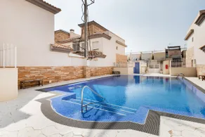 Teletrabajo o vacaciones, experimenta la calidez en esta hermosa casa romántica - Image 5