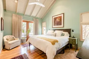 The Hummingbird Casita- A peaceful and romantic architectural gem - Image 4