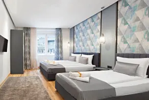 SuperLux•Parliament•9 min walk-Knez M.•Parking/€12 - Image 5