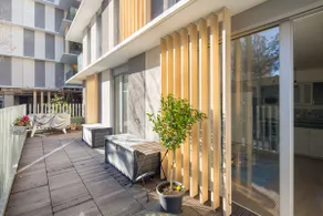Beautiful Apartment near Paris & Expo, Sunny Terrace - Image 3