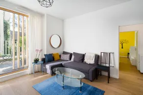 Beautiful Apartment near Paris & Expo, Sunny Terrace - Image 2