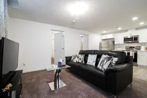 Harmony Inn: Modern 2-Bedroom Suite in Edmonton - Image 2